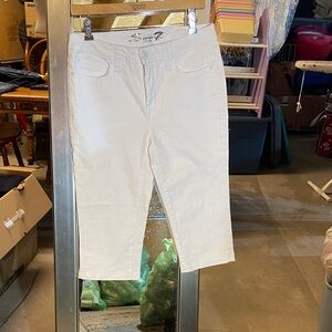 Seven 7 White Cropped Pants